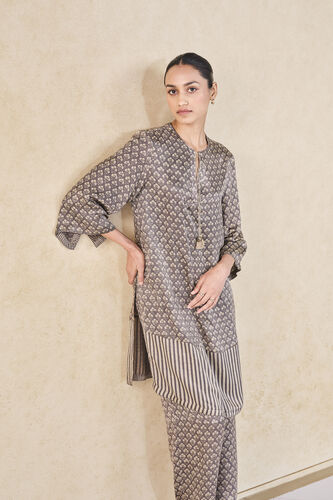 Bay Handcrafted Ajrakh Silk Co-ord - Grey, Grey, image 4